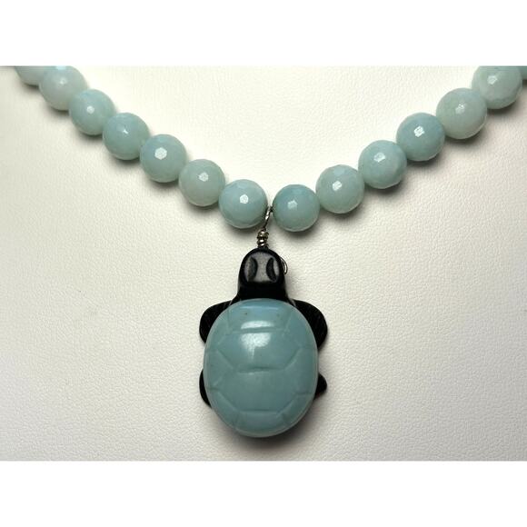 Handcrafted Aquamarine Beaded Necklace Carved Turtle Pendant Asian Symbolism - Picture 3 of 10